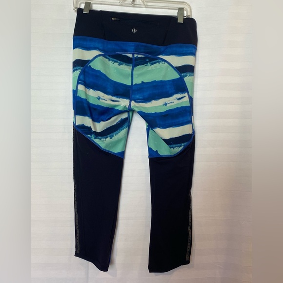 Lululemon Pace Pusher Capri Leggings
Luxtreme Brush Strokes Harbour Blue Menthol - Picture 6 of 12